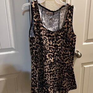 Elegant Leopard Print Tank Top